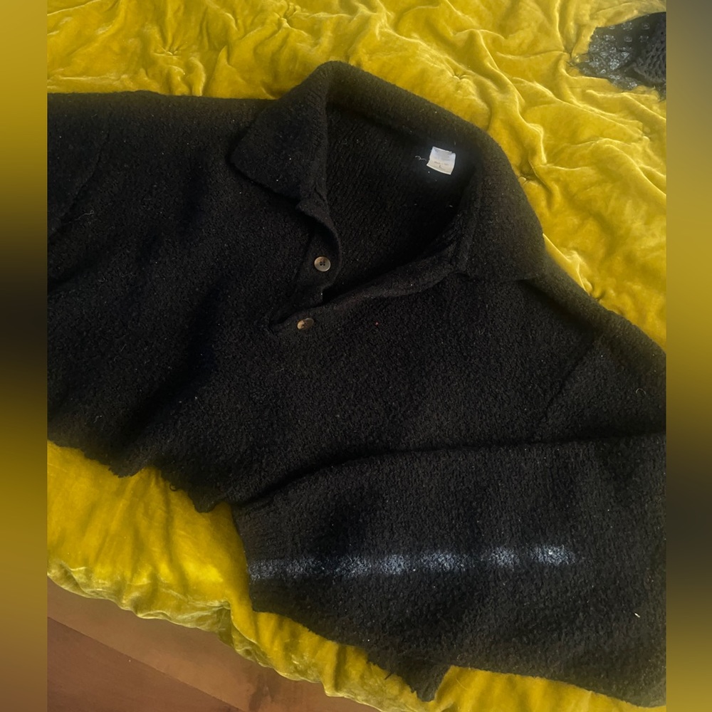 Cropped black sweater